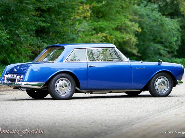 Facel Vega Facel III