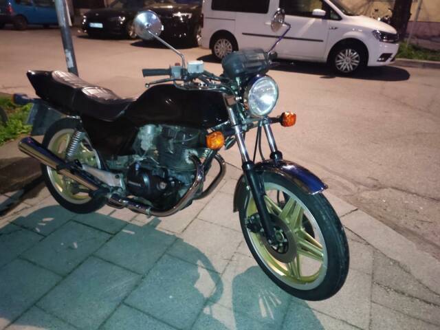 Honda CB 400 N