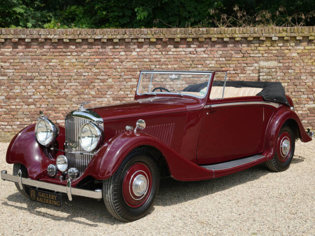 Image 1/50 of Bentley 4 1&#x2F;4 Liter (1938)