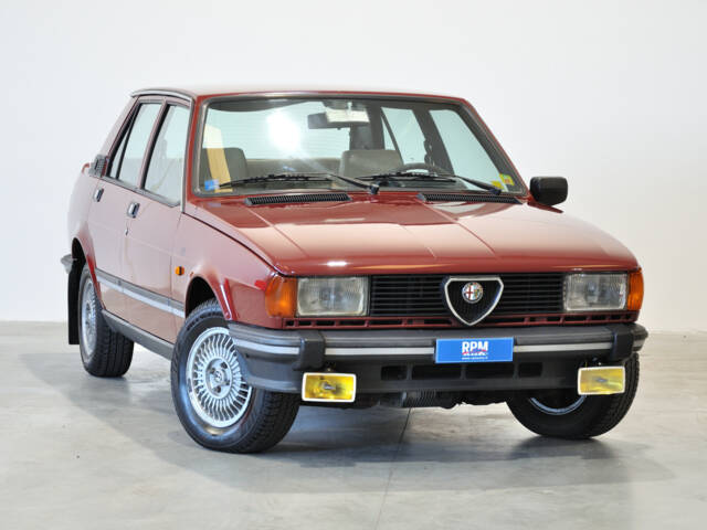 Afbeelding 1/38 van Alfa Romeo Giulietta 1.6 (1983)