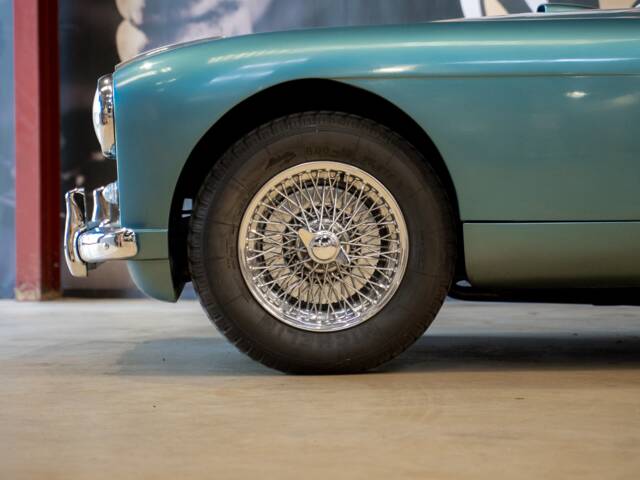 Aston Martin DB 2/4 Mk I