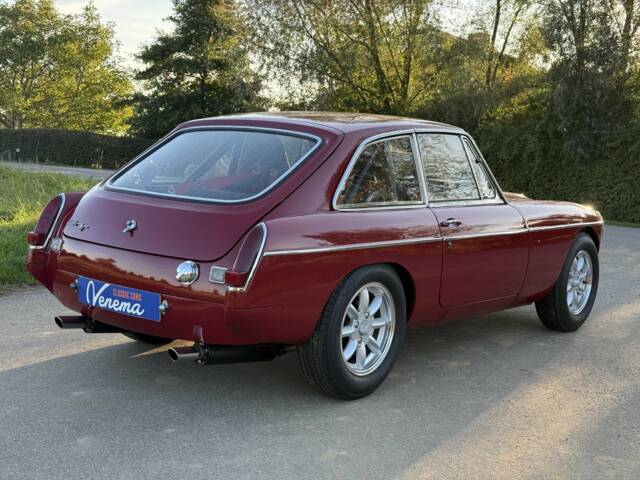 MG MGB GT