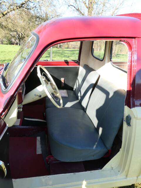 Peugeot 403