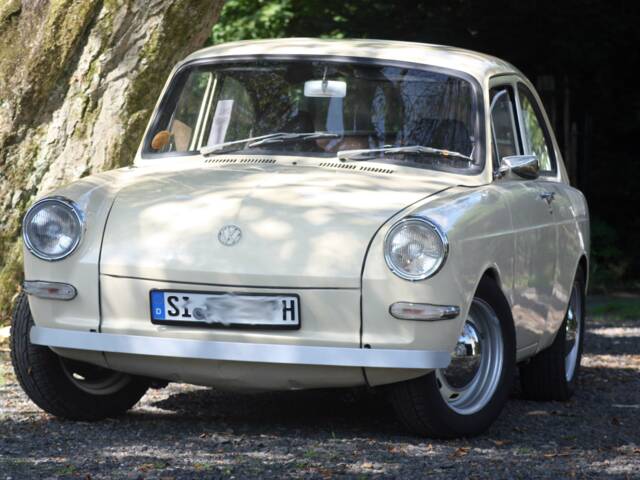 Bild 1/11 von Volkswagen 1600 TL (1965)