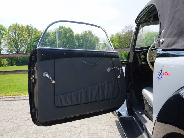 BMW 327