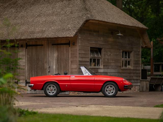 Alfa Romeo 2000 Spider Veloce 1973 F 252 R Eur 27 500 Kaufen