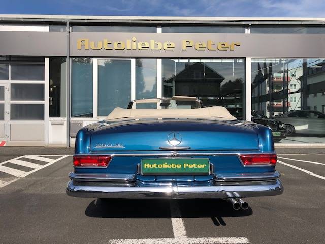 Mercedes-Benz 250 SE