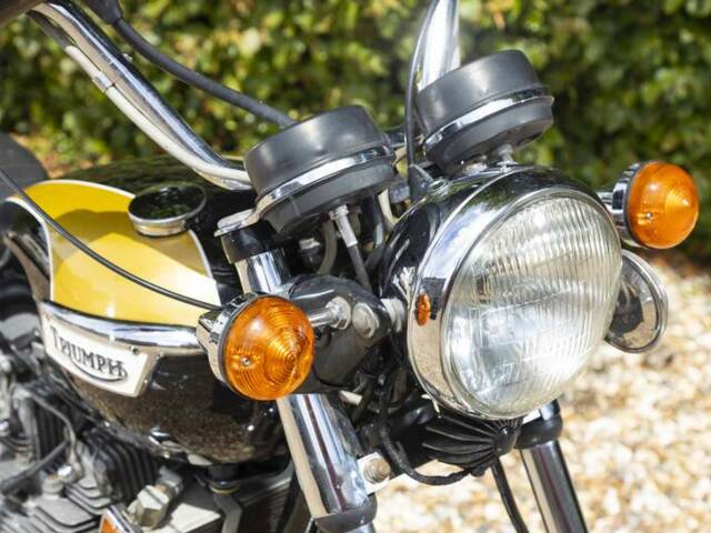 Triumph T 150 V Trident