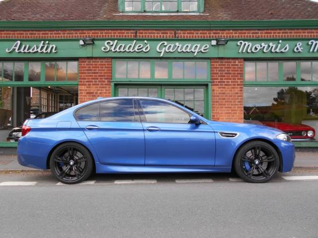 Image 1/11 of BMW M5 (2016)