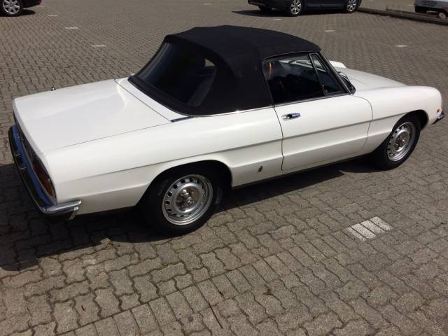 Alfa Romeo 2000 Spider Veloce 1973 F 252 R Chf 24 900 Kaufen