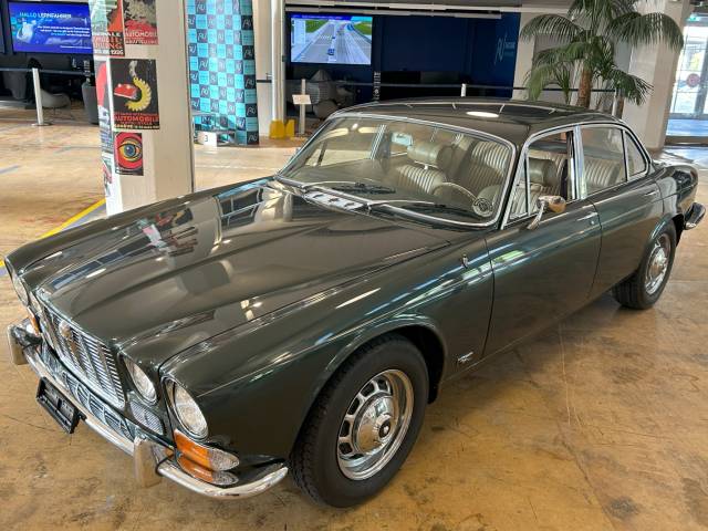 Imagen 1/19 de Jaguar XJ 6 4.2 (1972)