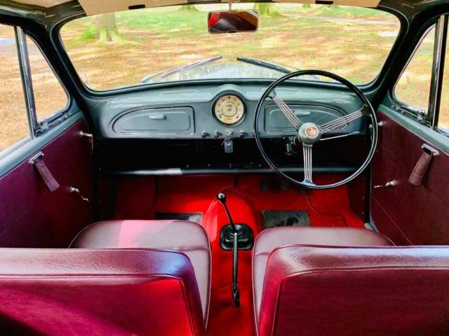 Morris Minor 1000 Traveller