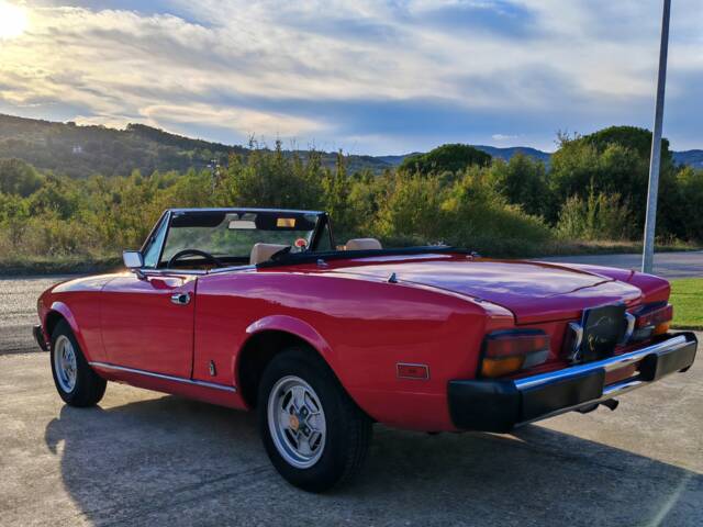 FIAT 124 Spider CS2