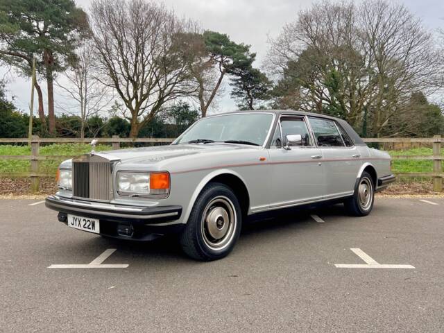 Image 1/5 of Rolls-Royce Silver Spur (1981)