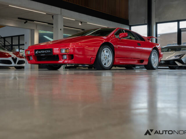 Lotus Esprit SE