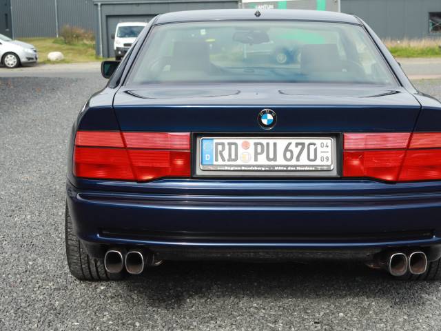 BMW 850i