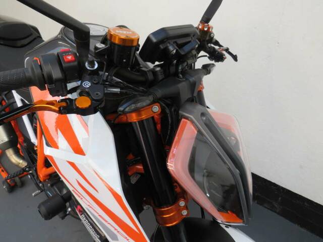 KTM 1290 Super Duke R