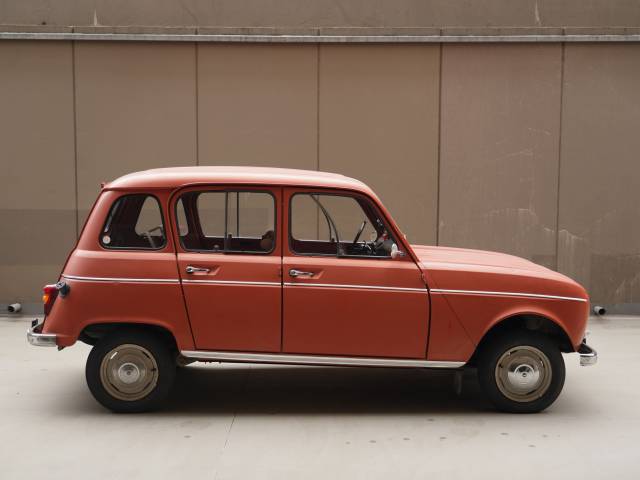 Bild 1/50 von Renault R 4 (1964)