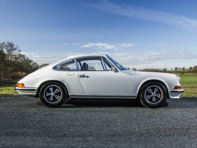Porsche 911 2.4 S - LHD 1972 Porsche 911 2.4S Litre Coupe