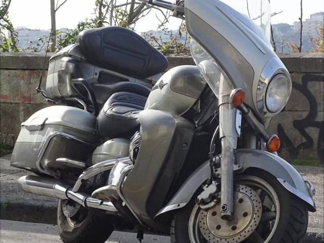 Bild 1/9 von Yamaha DUMMY (2000)