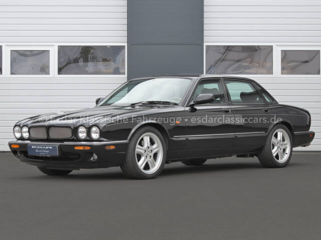 Bild 1/29 von Jaguar XJR 4.0 (1998)