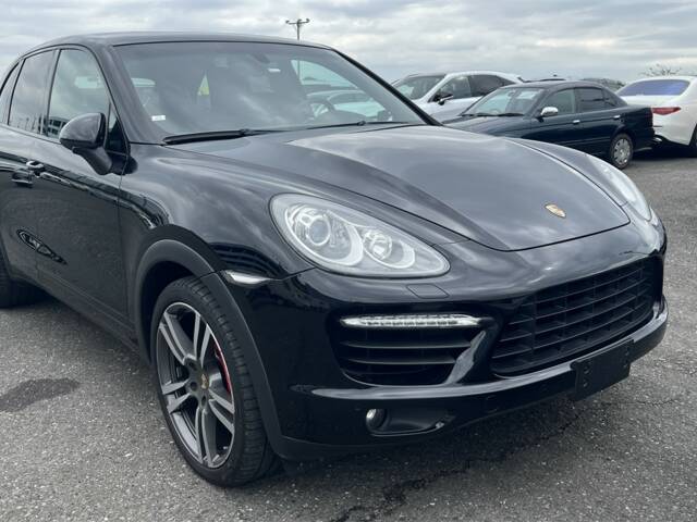 Bild 1/53 von Porsche Cayenne Turbo (2010)