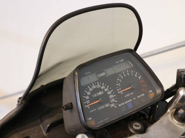 Suzuki XN85 Turbo