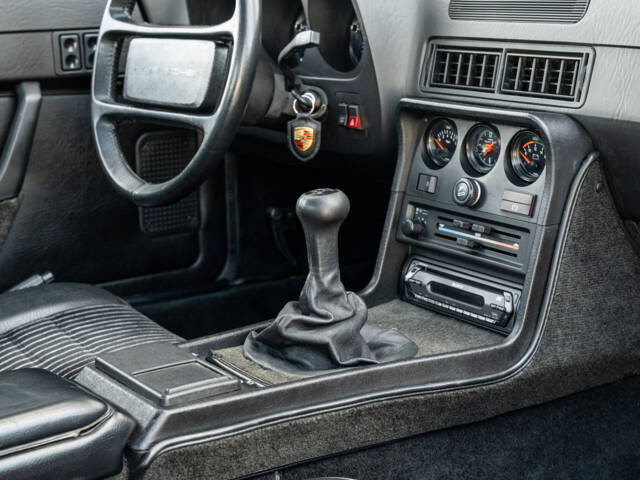Porsche 924 Turbo