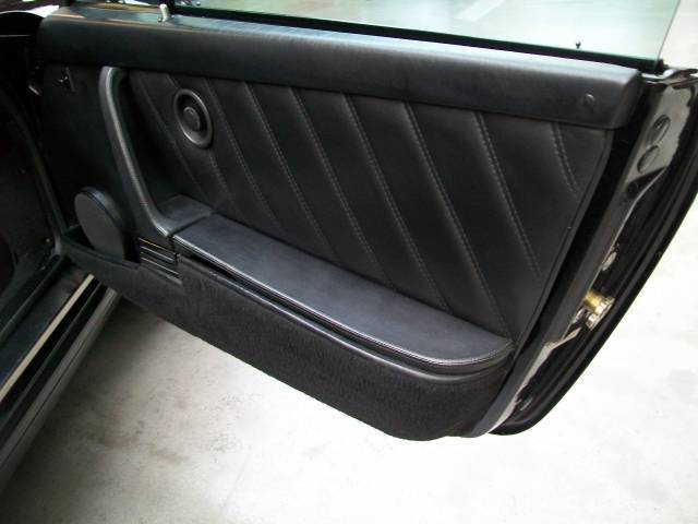 Porsche 911 Carrera 3.2 (WTL)