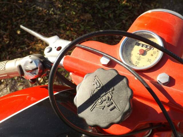 Rumi 125 Super Sport