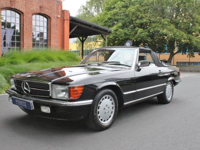 Mercedes-Benz 500 SL