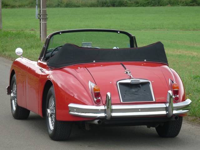 Jaguar XK 150 DHC