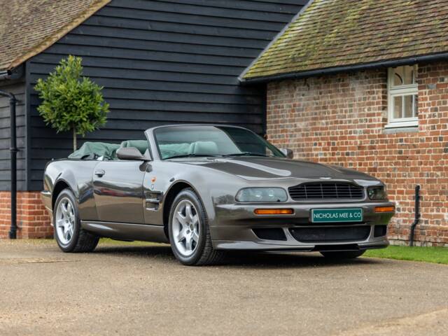 Image 1/50 de Aston Martin DB 7 Vantage Volante (2000)