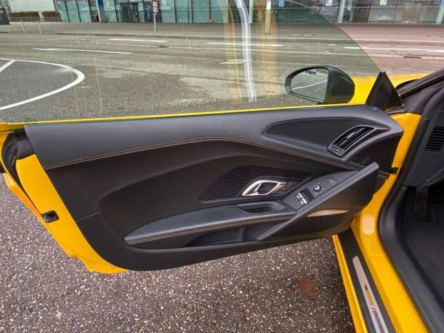 Audi R8 V10 Spyder