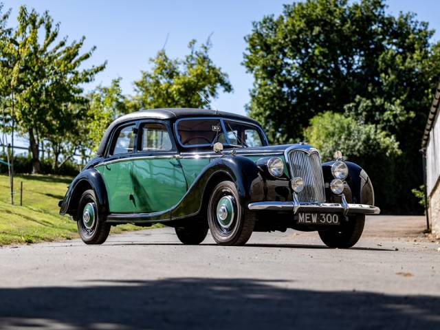 Image 1/20 of Riley 2.5 Litre RMF (1953)