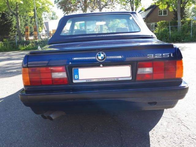 BMW 325i
