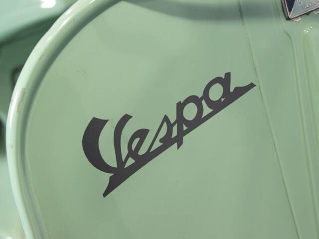 Piaggio Vespa 125