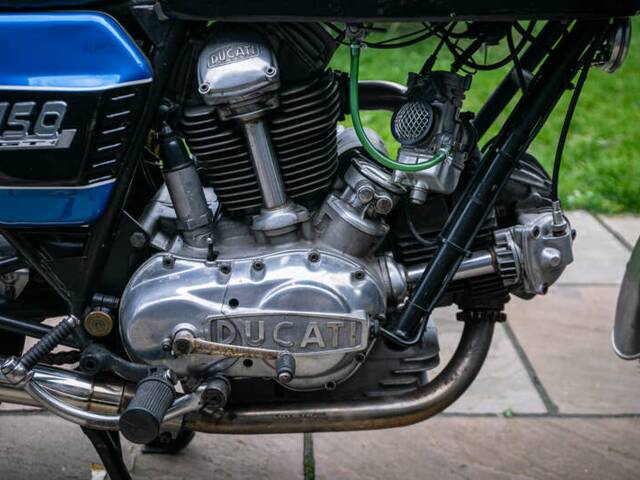 Ducati 750 GT