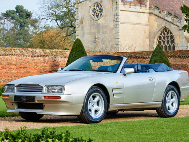 Immagine 1/23 di Aston Martin Virage Volante (1994)