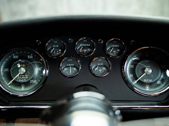 Maserati Mistral 3700
