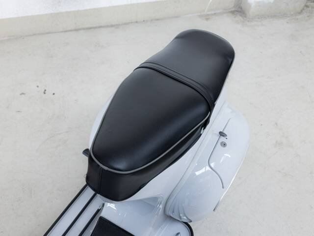 Piaggio Vespa 125