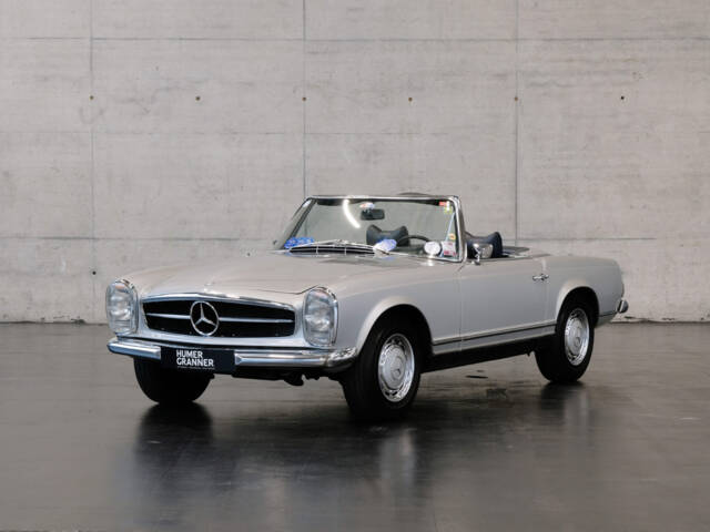 Mercedes-Benz 280 SL