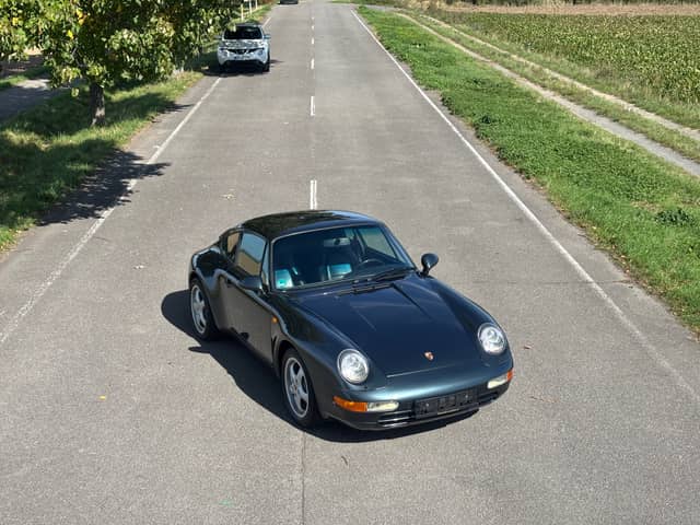 Porsche 911 Carrera