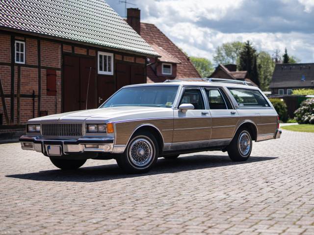 Afbeelding 1/47 van Chevrolet Caprice Classic Station Wagon (1986)