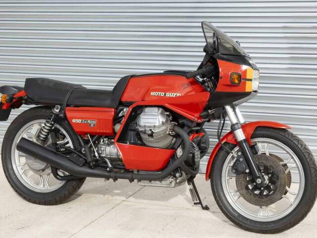 Moto Guzzi 850 LeMans II
