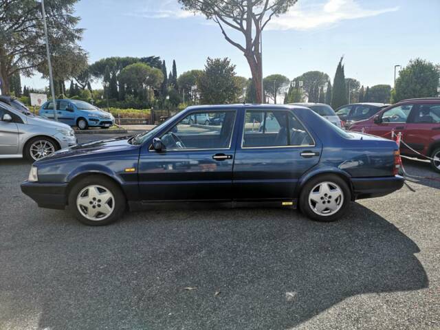 Lancia Thema 8.32