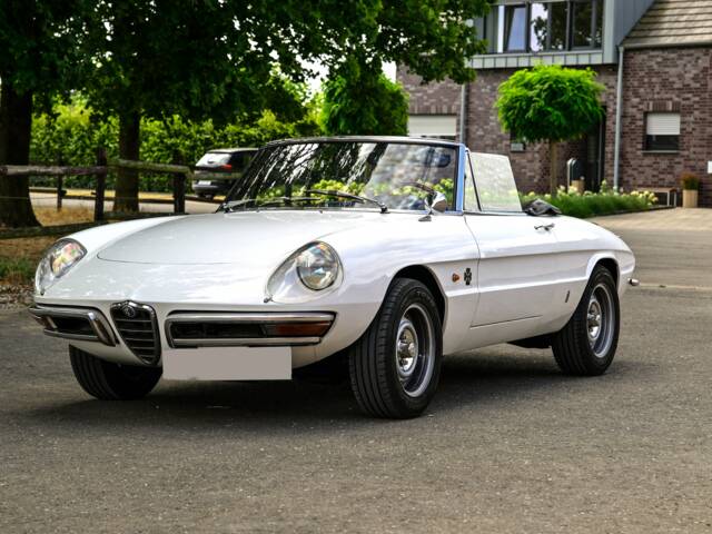 Alfa Romeo 1750 Spider Veloce