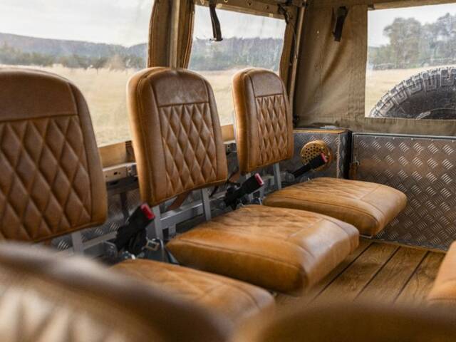 Land Rover 110