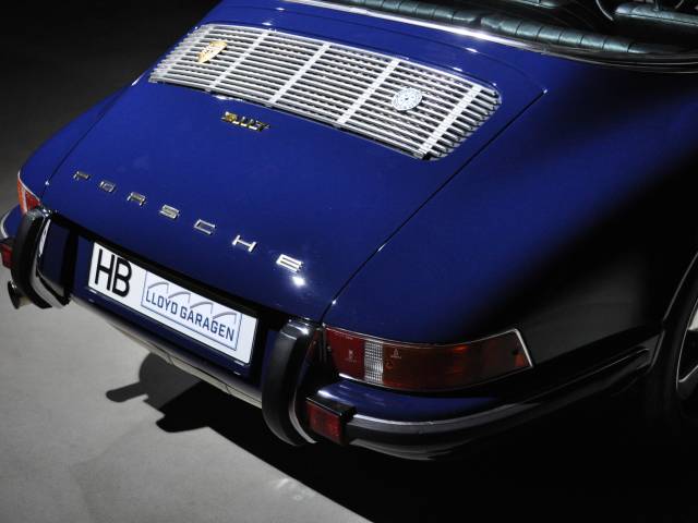 Porsche 911 2.2 T