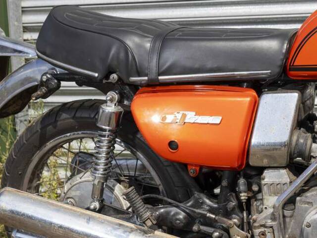 Suzuki GT 750 L